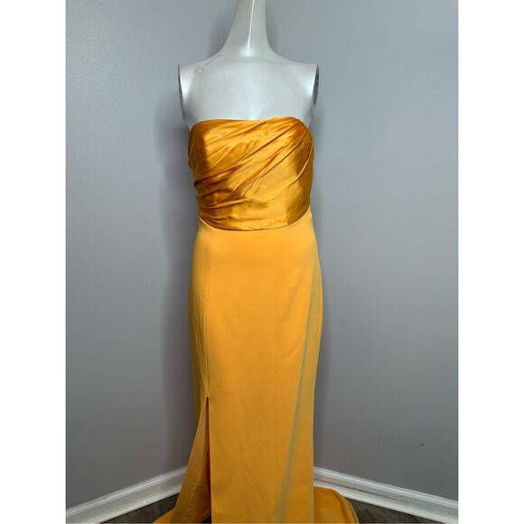 Cinq à Sept Estela Side Slit Gown - Picture 7 of 11